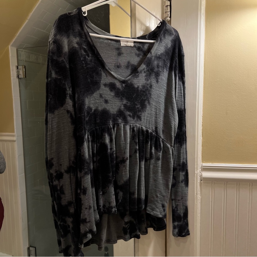Blue flowy long sleeve